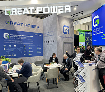Great Power in UK！鵬輝能源2024儲能新品受歐洲客戶熱捧